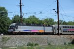 NJT 4541 heads east